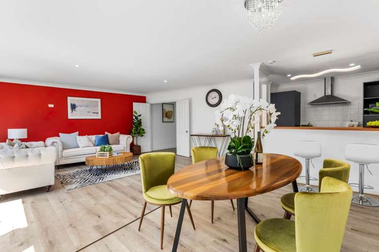 54 Earnslaw Crescent Clover Park_14