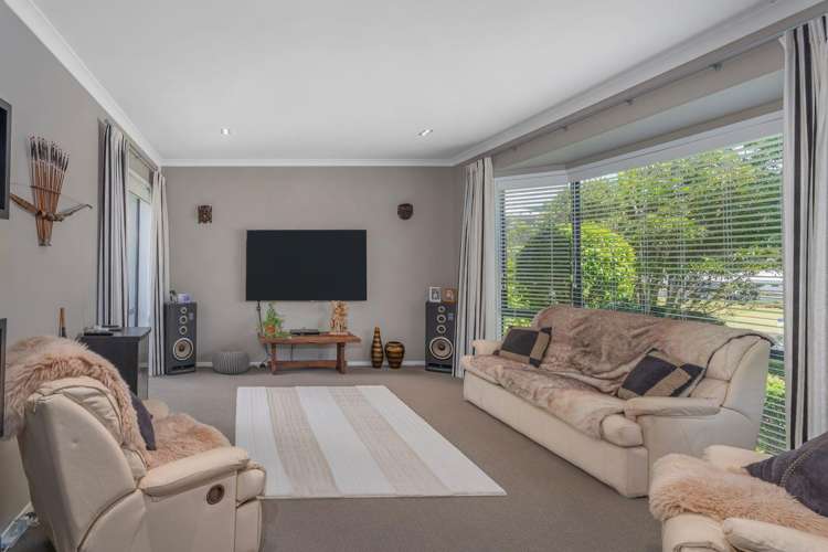 29 Sanctuary Cove Pauanui_35