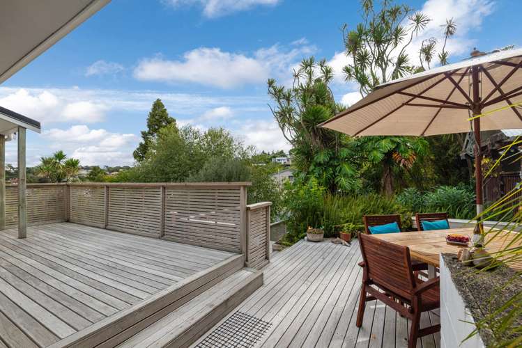 2/13 Newstead Avenue Browns Bay_19