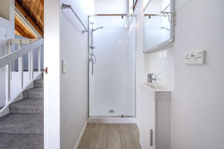 4A London Place Judea_13