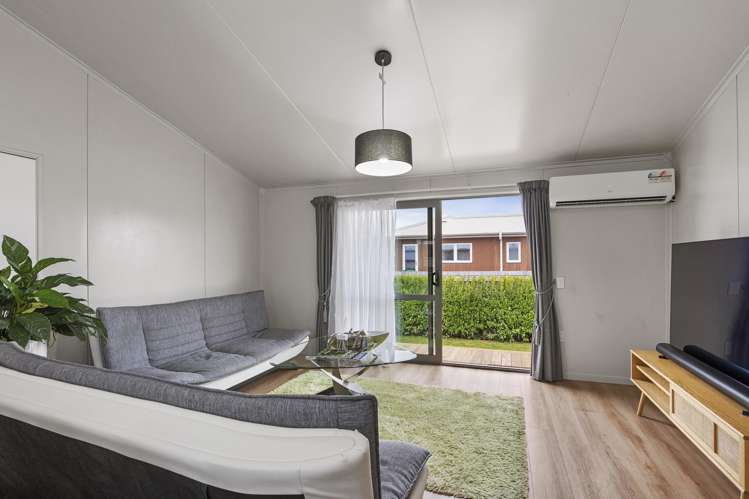 3a Kingsbridge Drive Burwood_5