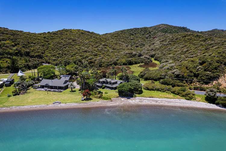 950 Whangaruru North Road, Bland Bay Oakura Coast_17