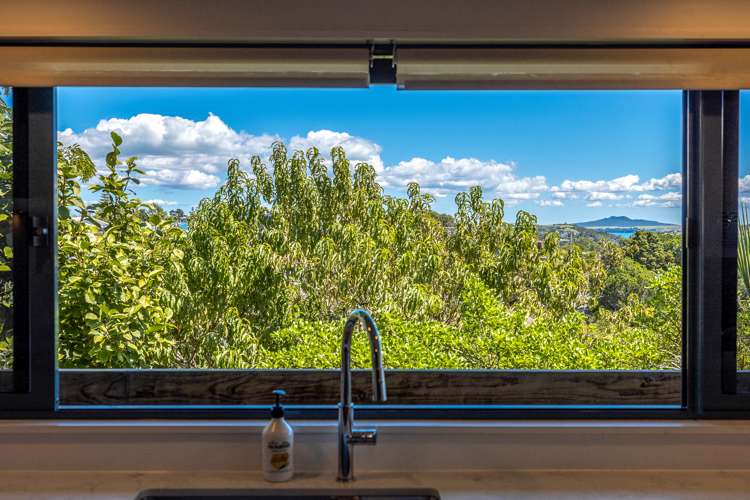 68 Hauraki Road Oneroa_9