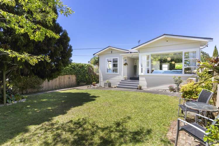 9 Nikau Street New Lynn_13