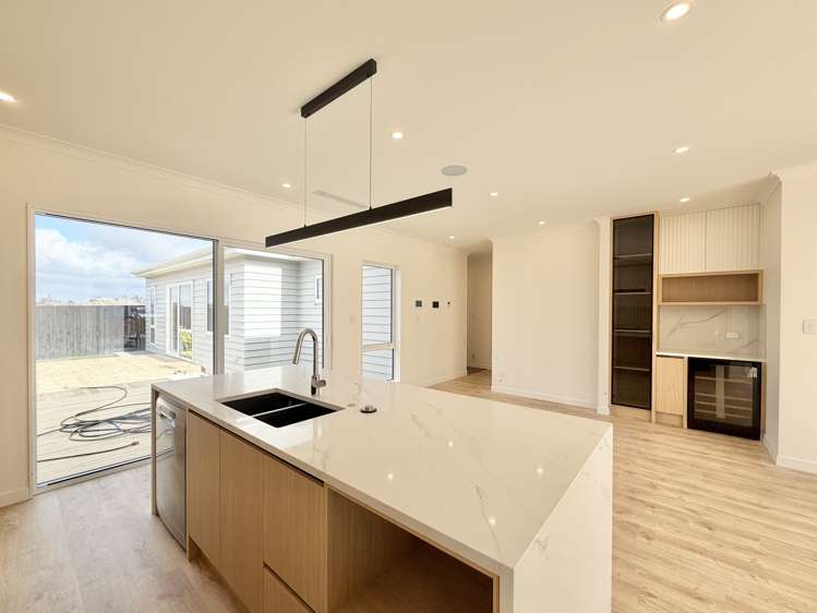97 Parish Drive Milldale_5