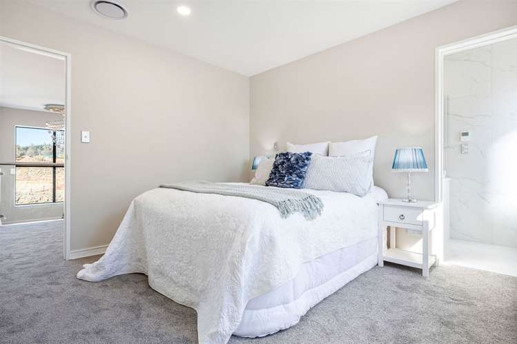 2 Cloonlyon Drive Flat Bush_18