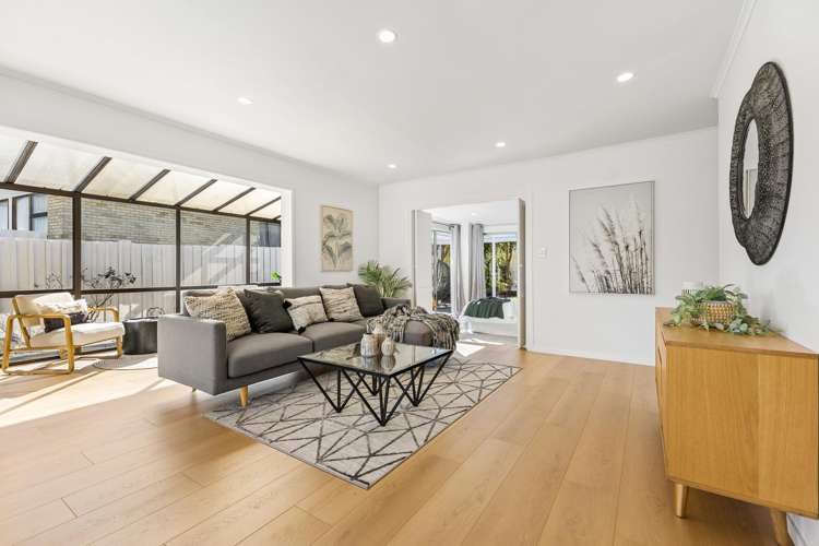 2/1 Arkley Avenue Farm Cove_6