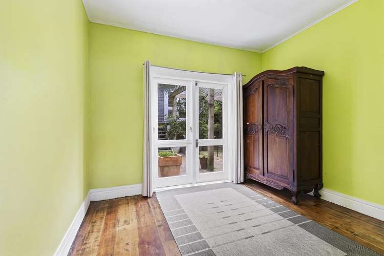 217 Marine Parade Seatoun_11