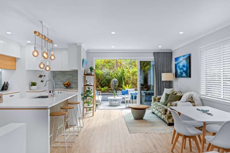 134 Arran Point Parade Orewa_2