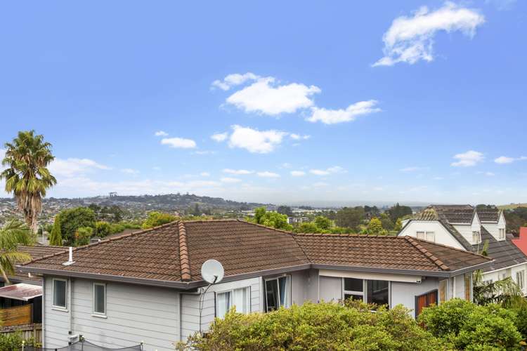 1/108 Bradbury Road Botany Downs_18