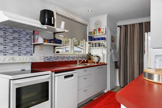 18 Hingaia Street Turangi_3