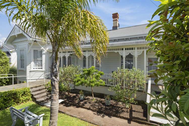 22 Calliope Road Devonport_28