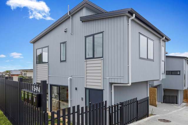 1594A Dominion Road Extension Mt Roskill_1