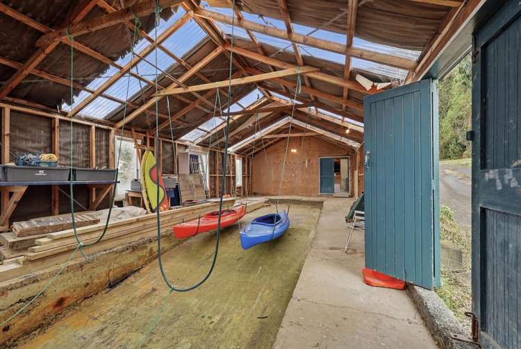 2 Boat Shed Careys Bay_8