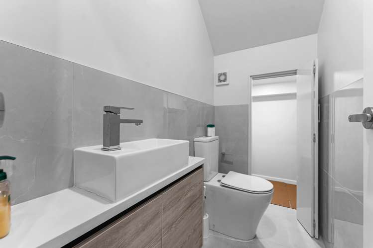 40 Dungloe Avenue Flat Bush_31