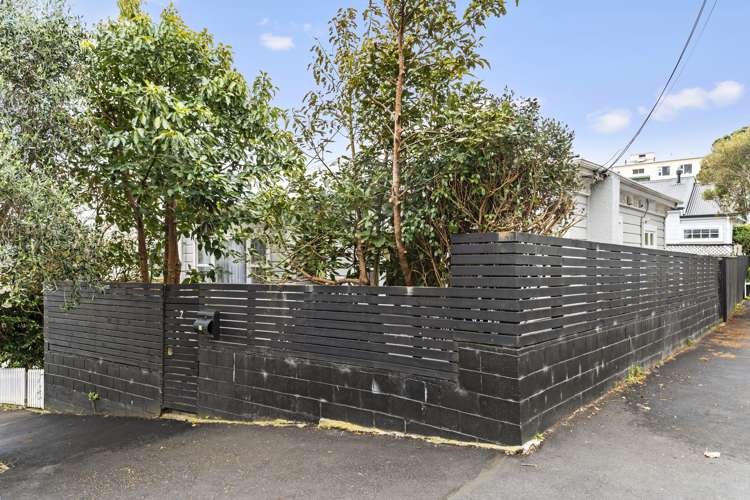 7 Derby Street Mount Victoria_12