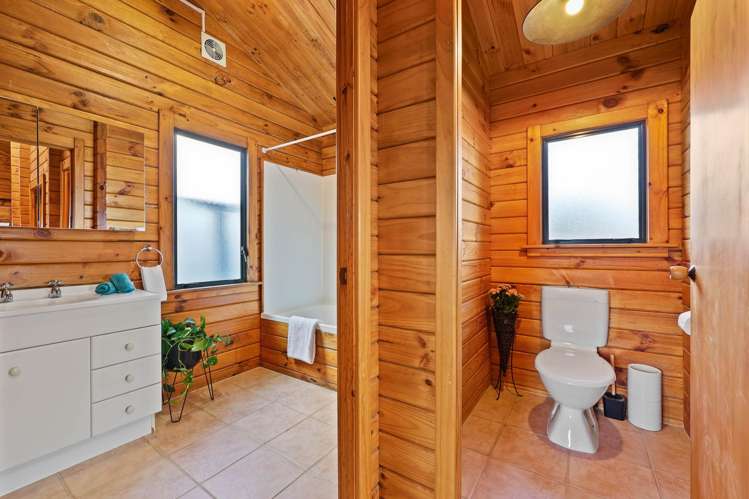 1/40 Drake Street Howick_16