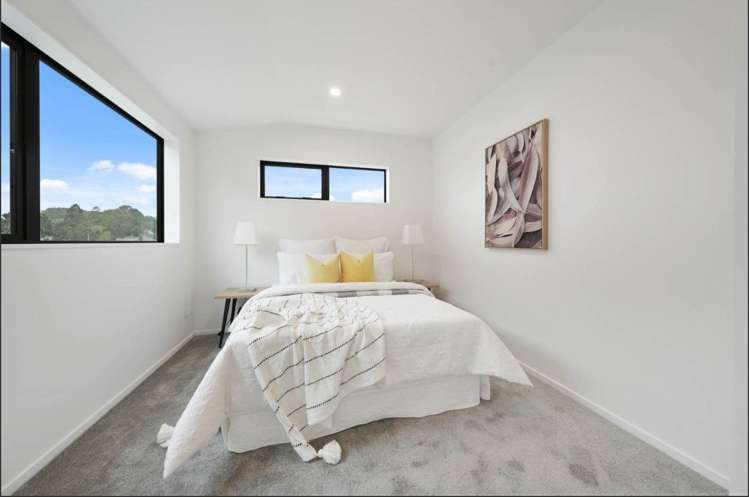 1/14 Hillsborough Road Hillsborough_1