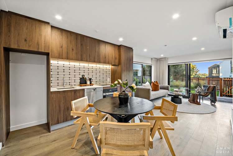 8/98 Walker Road Point Chevalier_11