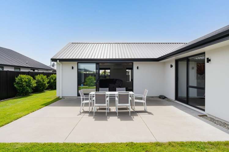 6 Neil Collins Lane Mosgiel_23