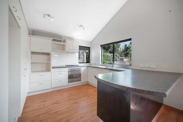 2 Hillwell Drive Henderson_3