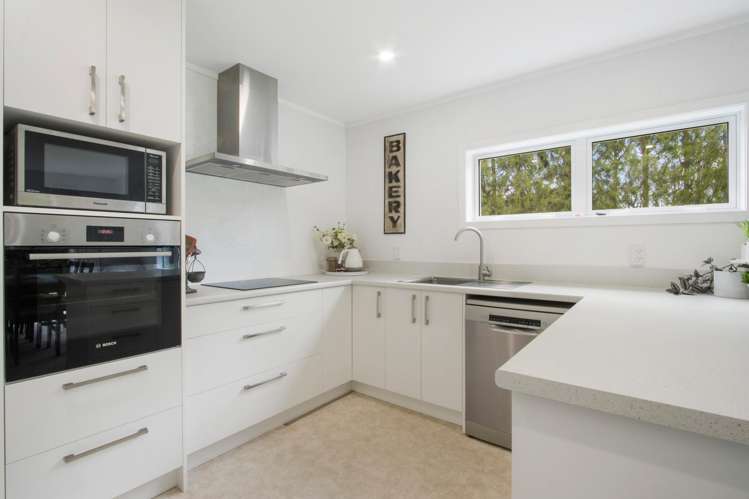 81 Lockington Road Aongatete_3