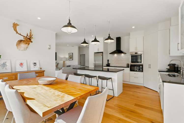 312 Birdwood Road Massey_7