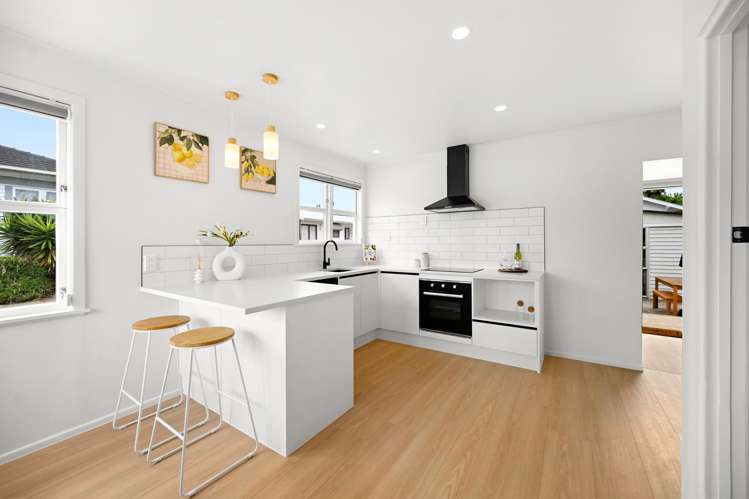 11 Dinsdale Road Dinsdale_5