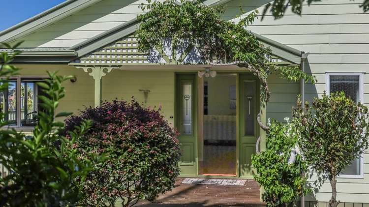 4 Careen Grove Gulf Harbour_5