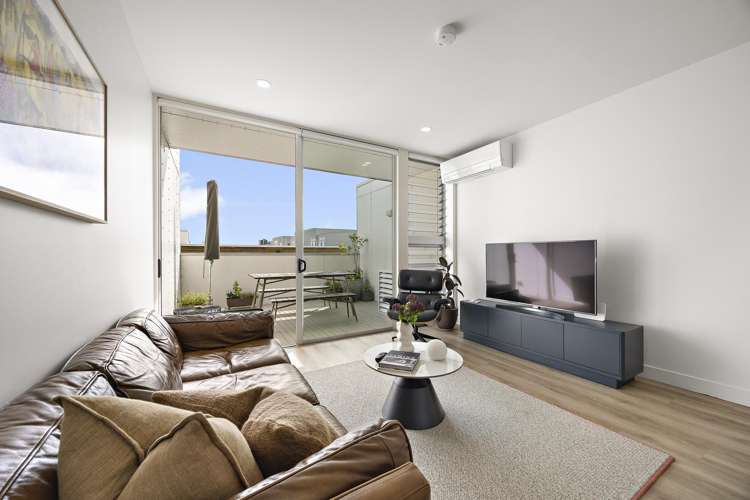 16J Fisher-Point Drive Freemans Bay_2