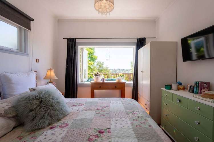 15 Kowhai Road Mairangi Bay_12