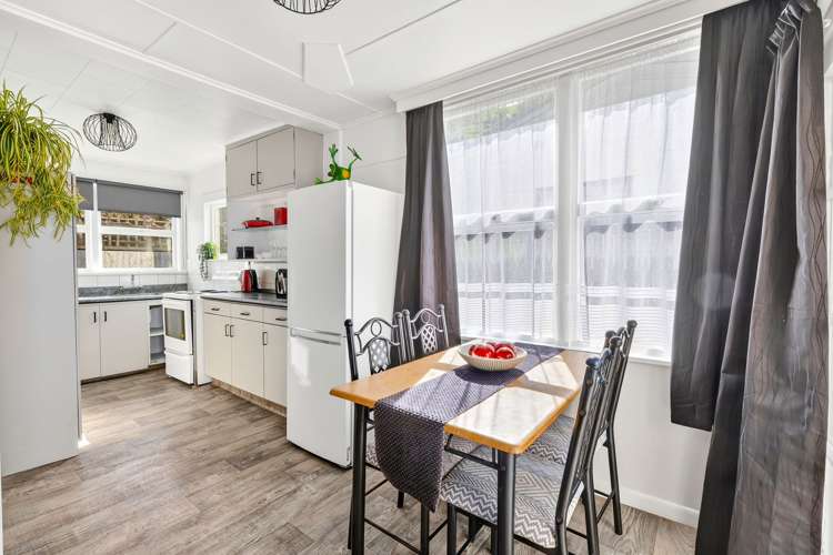 40 Emano Street Toi Toi_6