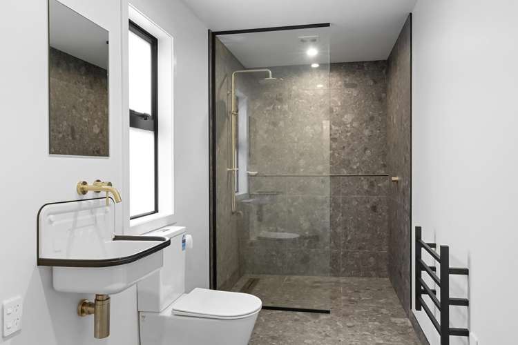 30c Waiwaka Terrace Strandon_12