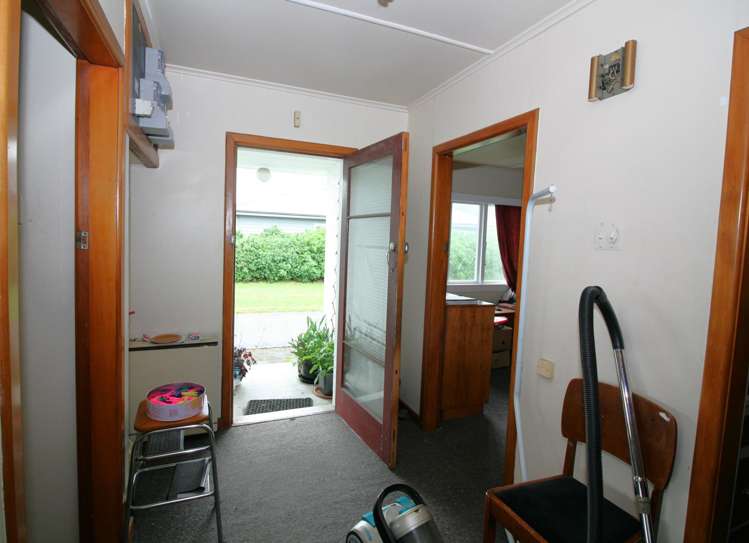 593 Tweed Street Newfield_11