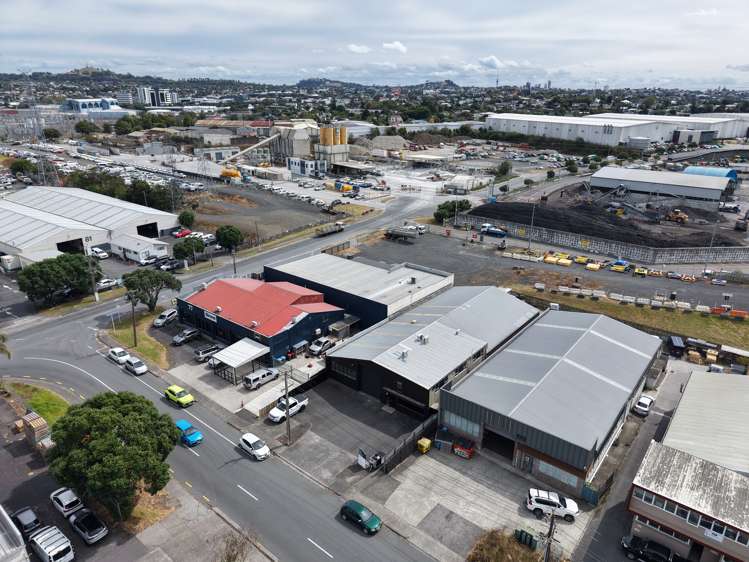 71 Leonard Road Mt Wellington_1