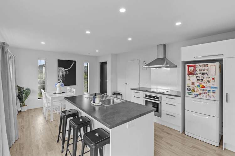 42 Avanda Avenue Rolleston_3