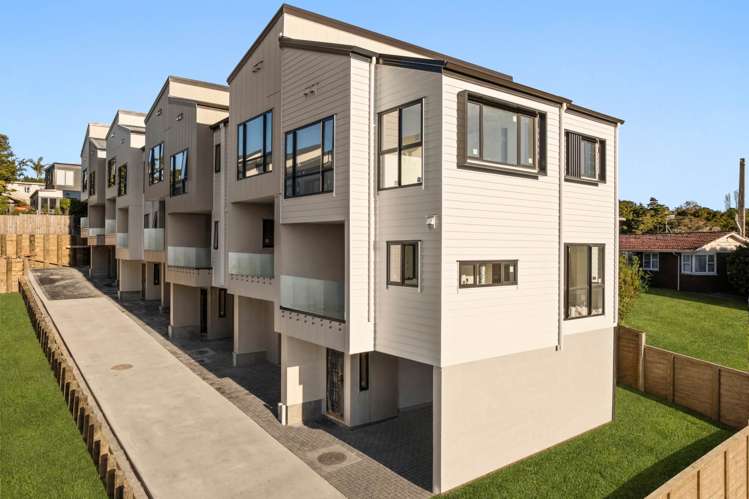 69 Archers Road_0