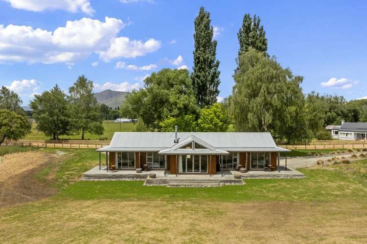 2/5744 Tekapo-Twizel Road_0