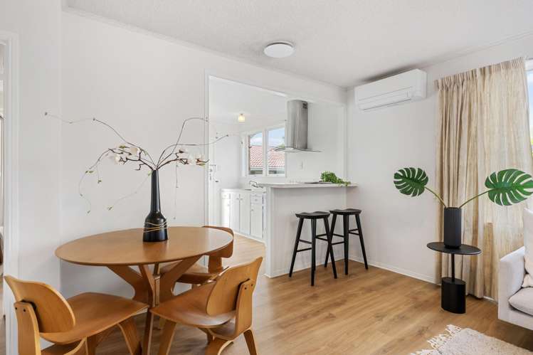 1/133 Titirangi Road_2
