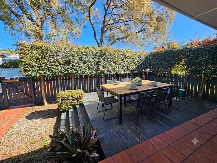 1A Hubert Henderson Place Remuera_11