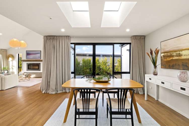 5 Goddard Way_2