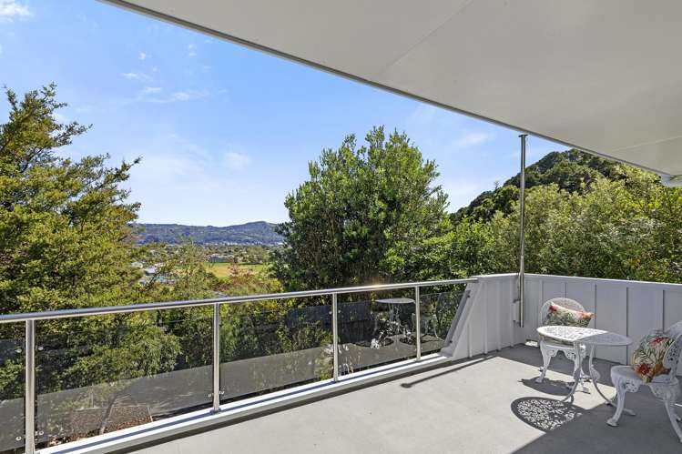 233A Whites Line East Waiwhetu_29