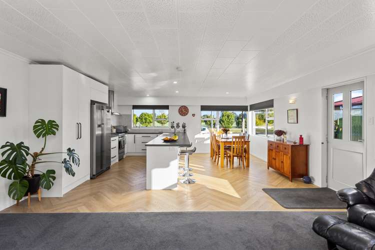 411 Racecourse Road Hargest_3