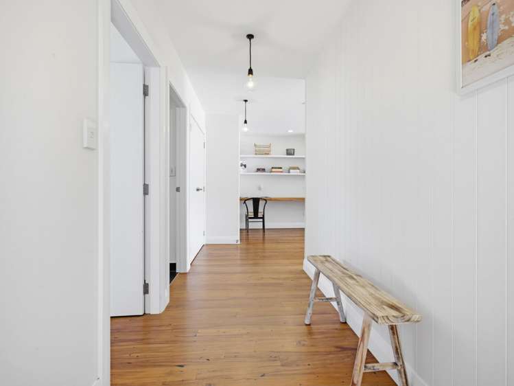 16 Dudley Crescent Cable Bay_12
