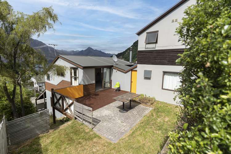 9a Dart Place Fernhill/Sunshine Bay_0