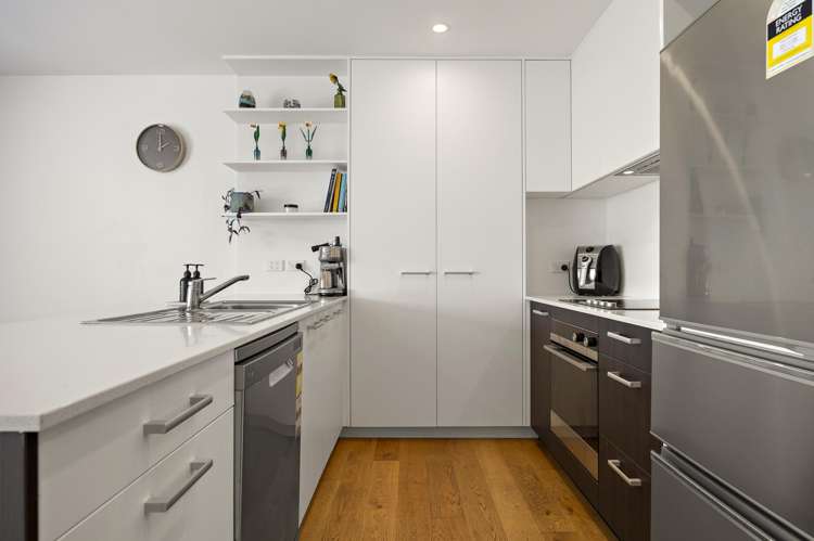 91/8 Thompson Park Rd Mount Wellington_8