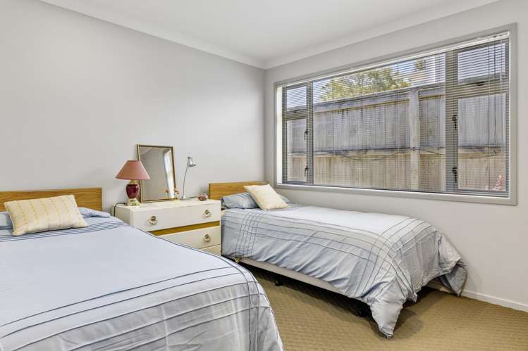 2/30 Ingle Avenue Waipahihi_22