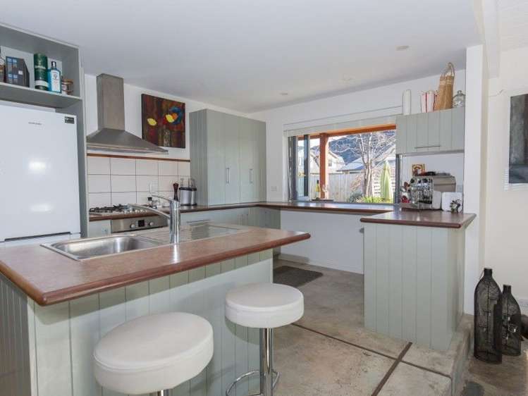 54 Dale Street Albert Town_5