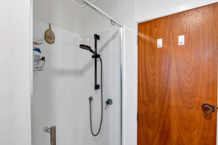 5a Marina Grove Frankleigh Park_18