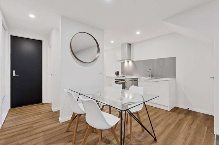 23 Verlamio Lane Edgeware_6